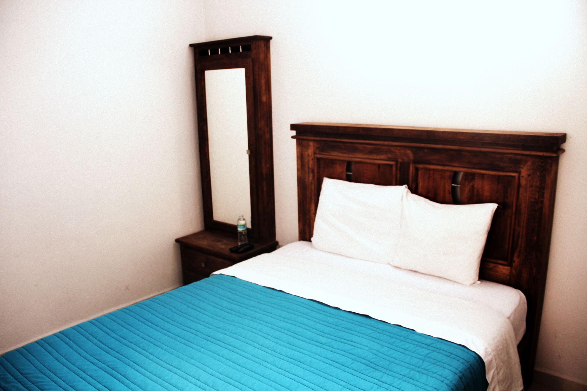 Residencia San Pablo Hostel เกเรตาโร ภายนอก รูปภาพ